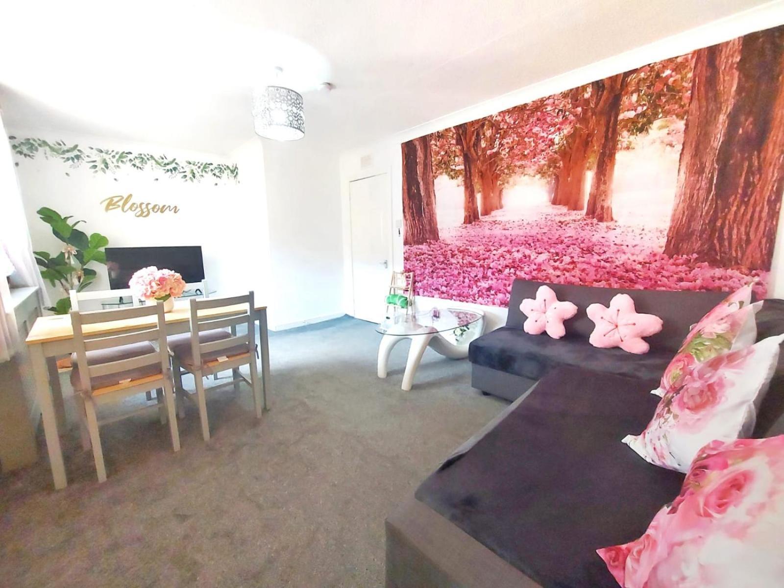The Blossom - Largs Luaran gambar